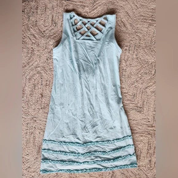 Cute girls dress - Picture 2 of 3